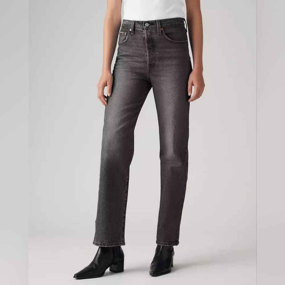 Levi's Ribcage Straight Ankle Jeans 28P Black